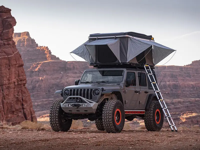 Smittybilt Overlander Hard Shell Tent 1