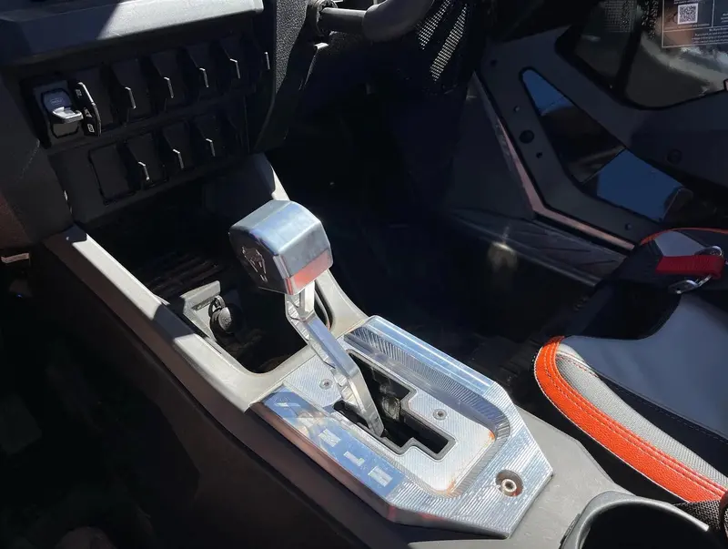 Viper Machine Rzr Pro-R Gated Shift System 1