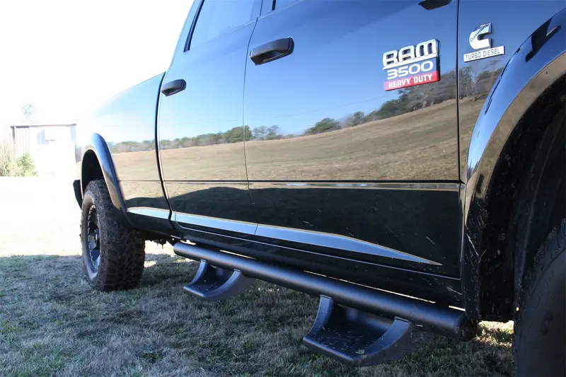 Fab Fours Nerf/Step Bar – Durable Side Step For Enhanced Access And Protection 1